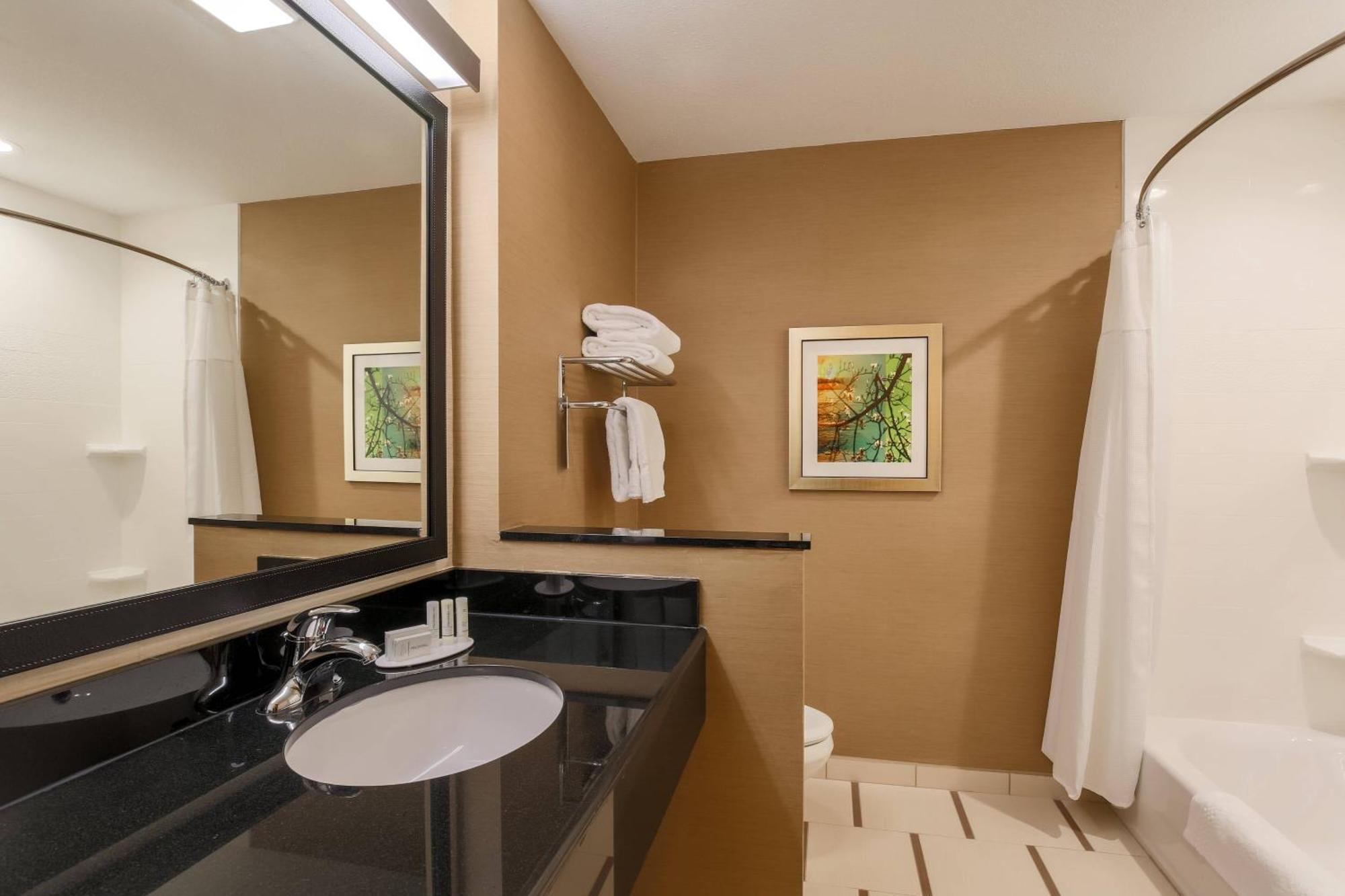 Fairfield Inn & Suites By Marriott Cuero Экстерьер фото
